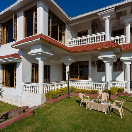 Pleasantville By Veo - Part Of Stayvista Nahan Exterior photo